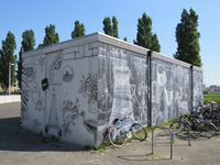 838226 Afbeelding van de tekening op het transformatorhuis voor het Leidsche Rijn College (Maartvlinder 1) in Leidsche ...